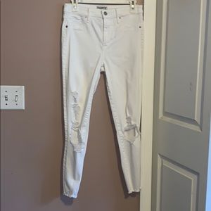 Abercrombie & Fitch size 4 white Jeans